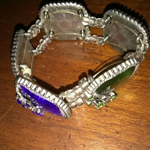 Bundle 2 for $15! Beautiful Jewelry Set! - Picture 5 of 5